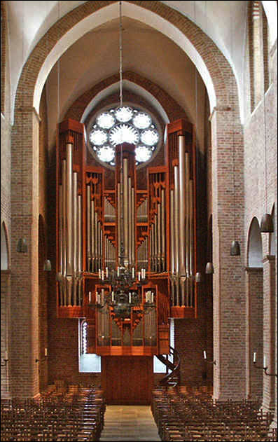 orgel_3.jpg (138340 Byte)